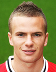   (Tom Cleverley)